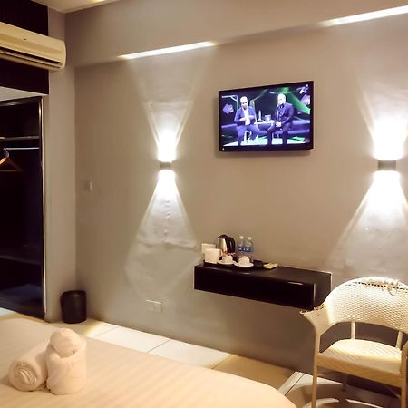 De Choice Hotel טאוואו מראה חיצוני תמונה
