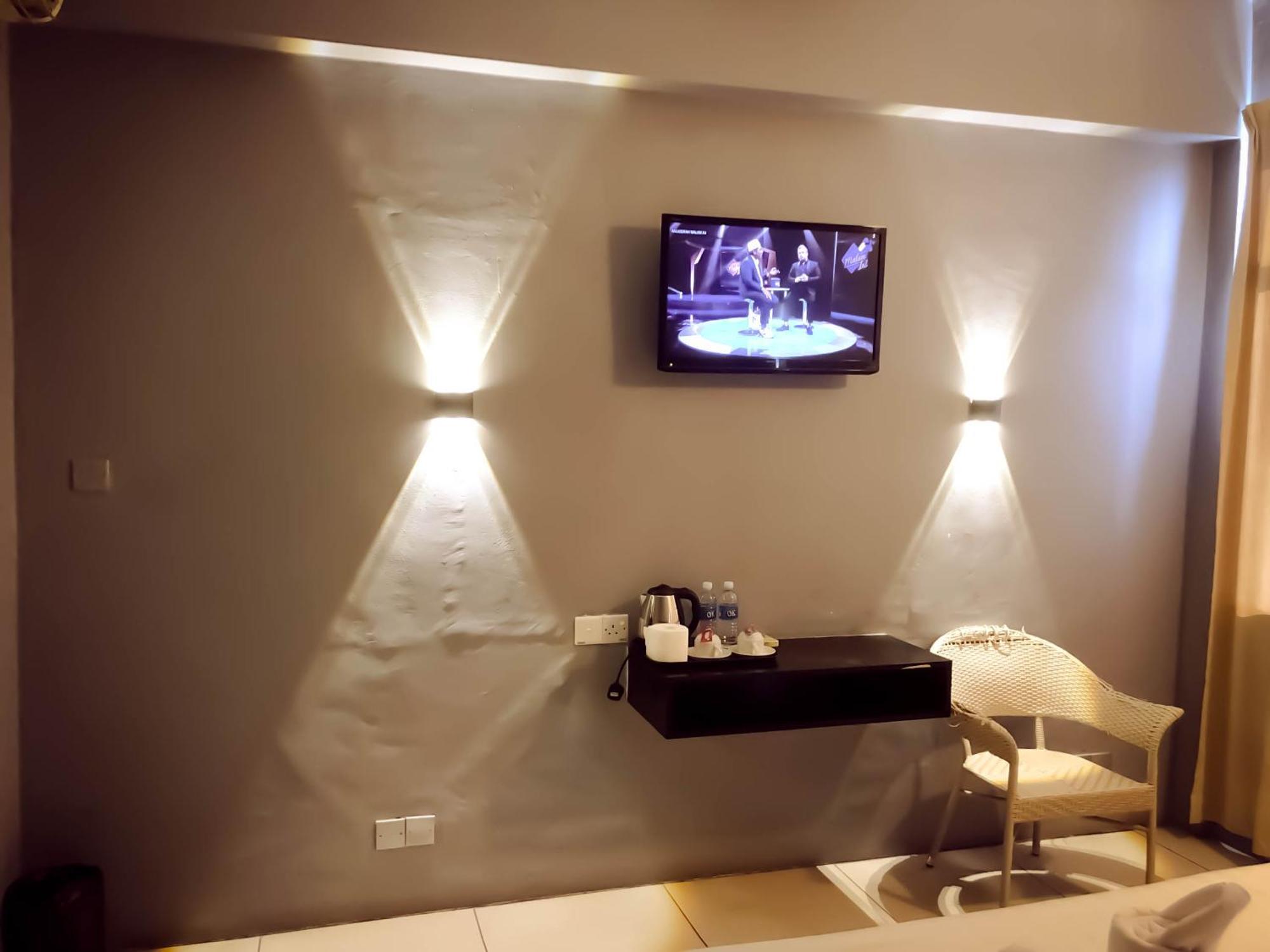 De Choice Hotel טאוואו מראה חיצוני תמונה